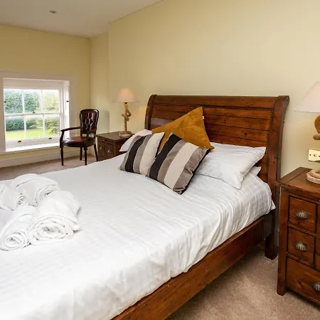 Rudby Hall מלון *