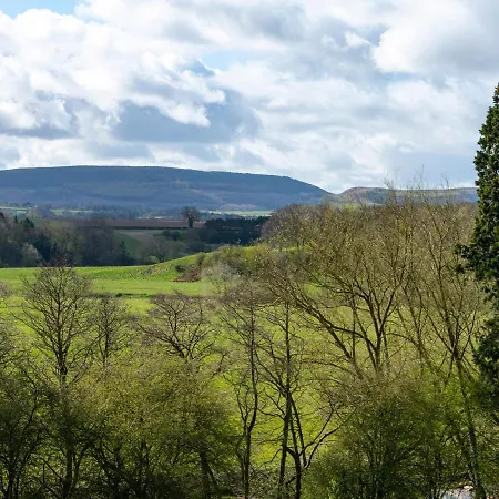 מלון Rudby Hall *